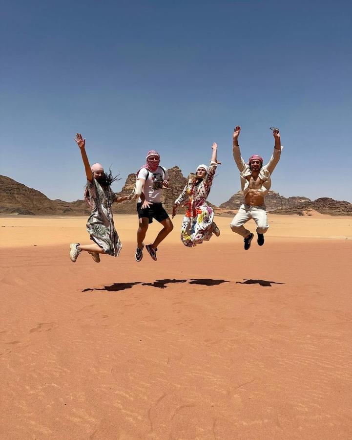 Wadi Rum Rose Luxury Camp Exterior photo
