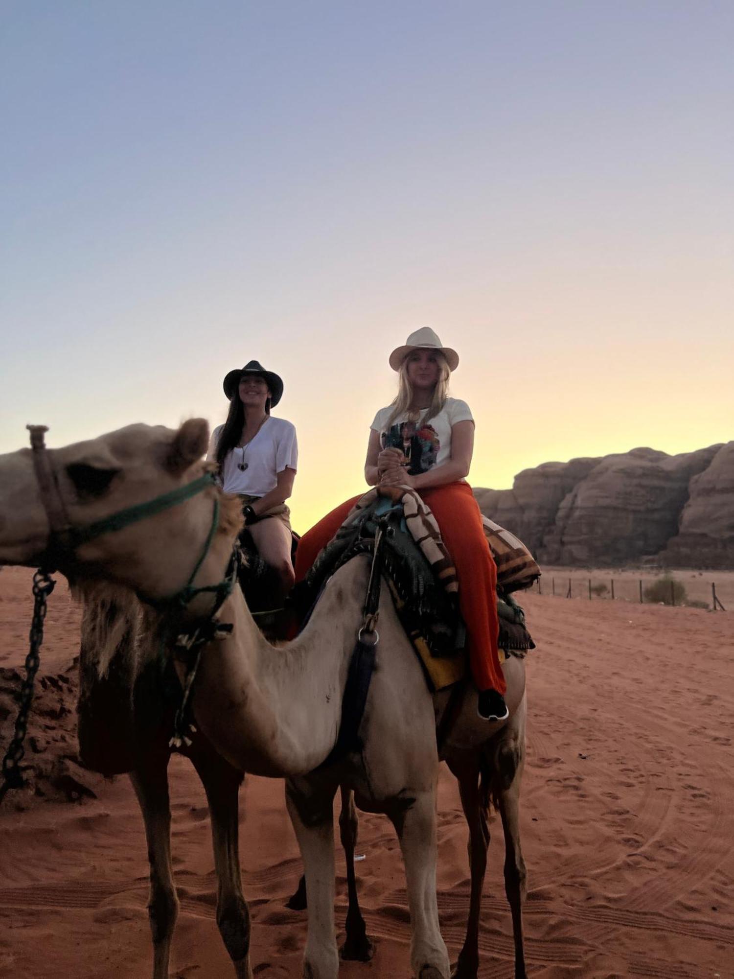 Wadi Rum Rose Luxury Camp Exterior photo